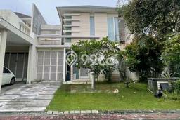Rumah Elit LB 240m2 Siap Pakai Desain Elegan di Pakuwon Indah, Surabaya Rumah Elit LB 240m2 Siap Pakai Desain Elegan di Pakuwon Indah, Surabaya