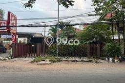 Dijual Rumah Premium dengan Fasilitas Sekitar Lengkap di Tenggilis Mejoyo, Surabaya Dijual Rumah Premium dengan Fasilitas Sekitar Lengkap di Tenggilis Mejoyo, Surabaya