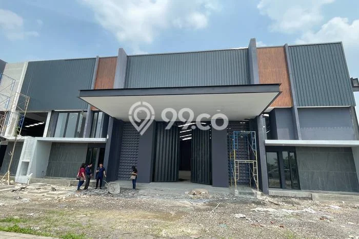 Unit Gudang Dijual di Wonoayu Sidoarjo Luas Bangunan 339m2 Unit Gudang Dijual di Wonoayu Sidoarjo Luas Bangunan 339m2