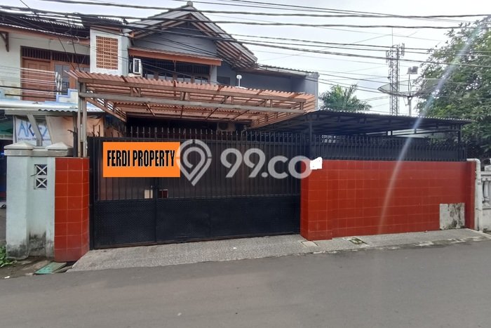 Ready to Use! Premium House LT 260m2 Desain Elegan di Lubang Buaya Ready to Use! Premium House LT 260m2 Desain Elegan di Lubang Buaya