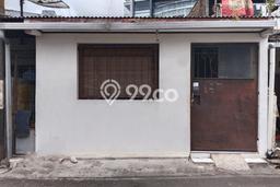 Rumah Strategis Modern Lb 108m2 di Semarang Tengah, Semarang Rumah Strategis Modern Lb 108m2 di Semarang Tengah, Semarang