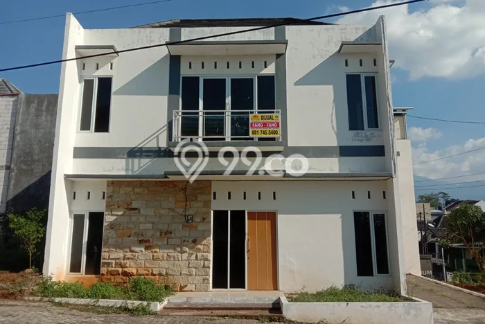 Dijual Cepat Rumah Favorit Siap Huni LB 90m2 di Semarang Selatan, Semarang Dijual Cepat Rumah Favorit Siap Huni LB 90m2 di Semarang Selatan, Semarang