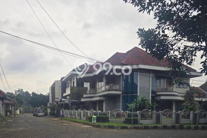 Srondol Indah Srondol Indah