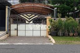 Jual Rumah Mewah Megah Dengan View Eksklusif di Tanah Mas, Semarang Jual Rumah Mewah Megah Dengan View Eksklusif di Tanah Mas, Semarang
