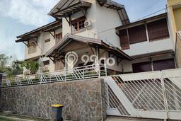 Rumah Eksklusif Siap Huni LT 523m2 di Semarang Selatan, Semarang Rumah Eksklusif Siap Huni LT 523m2 di Semarang Selatan, Semarang