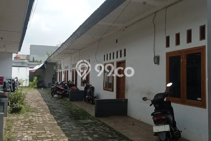 Dijual Rumah Kost di Cipadu, Tangerang, 13 KT, 13 KM, Bangunan 420m2 Dijual Rumah Kost di Cipadu, Tangerang, 13 KT, 13 KM, Bangunan 420m2