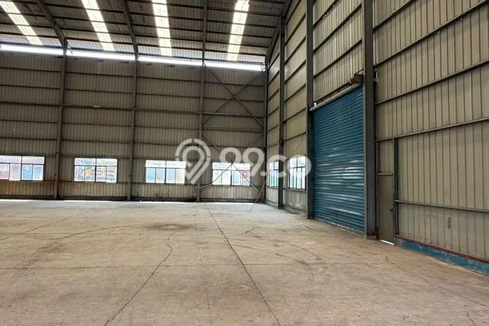 Unit Gudang Disewa Lokasi Tambun Selatan, Bekasi Spesifikasi Luas Bangunan 2000m2 Unit Gudang Disewa Lokasi Tambun Selatan, Bekasi Spesifikasi Luas Bangunan 2000m2