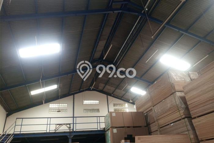 Gudang di Pinang Tangerang Akses Kontainer 40 Feet Gudang di Pinang Tangerang Akses Kontainer 40 Feet