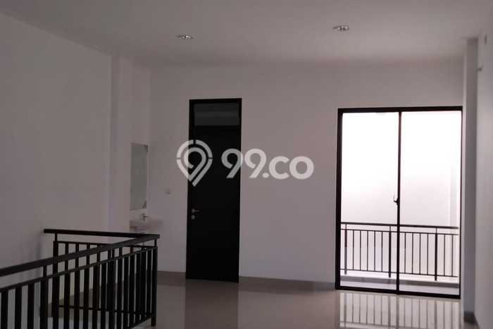 Ruko untuk Disewa di Pusat Jakarta Barat Luas Bangunan 180m2 Ruko untuk Disewa di Pusat Jakarta Barat Luas Bangunan 180m2