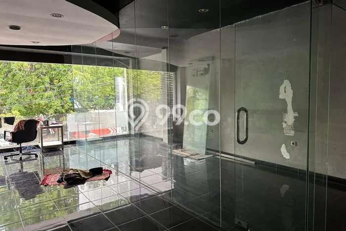 Ruko untuk Disewa di Pusat Jakarta Barat Luas Bangunan 336m2 Ruko untuk Disewa di Pusat Jakarta Barat Luas Bangunan 336m2