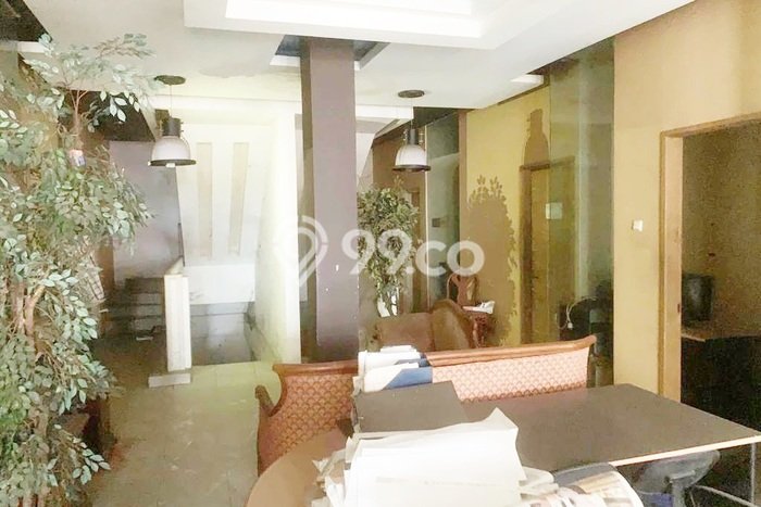 Area Ramai! Ruko Dijual di Ciledug untuk Bisnis Luas Bangunan 180m2 Area Ramai! Ruko Dijual di Ciledug untuk Bisnis Luas Bangunan 180m2