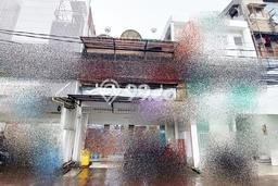 Ruko Dijual di Prime Area Jakarta Barat Luas 288m2 Ruko Dijual di Prime Area Jakarta Barat Luas 288m2