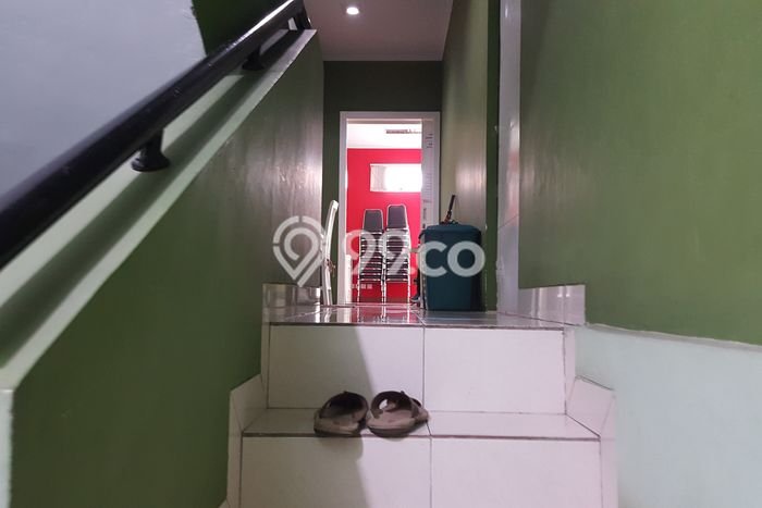 Ruko Dijual di Jakarta Barat LT 66m2 & LB 154m2 Lokasi Terbaik! Ruko Dijual di Jakarta Barat LT 66m2 & LB 154m2 Lokasi Terbaik!