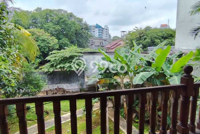Rumah Luxury Modern Tanpa Renovasi di Mampang Jakarta Selatan Rumah Luxury Modern Tanpa Renovasi di Mampang Jakarta Selatan