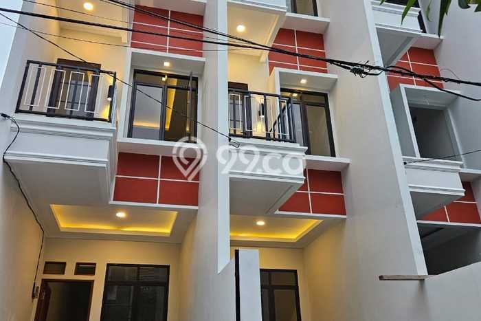 Disewakan! Rumah 3 Kamar Tidur &
3 Kamar Mandi di Taman Ratu, Jakarta Barat Disewakan! Rumah 3 Kamar Tidur &
3 Kamar Mandi di Taman Ratu, Jakarta Barat