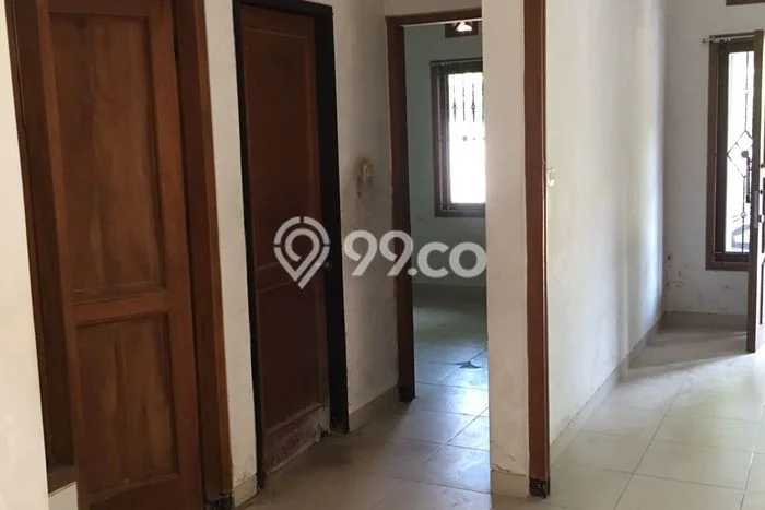Rumah Bisa KPR LT 200m2m² di Laweyan, Bebas Banjir, Surakarta Rumah Bisa KPR LT 200m2m² di Laweyan, Bebas Banjir, Surakarta