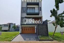 Ready to Use! Luxury House LT 200m2 Desain Modern di Pegangsaan Ready to Use! Luxury House LT 200m2 Desain Modern di Pegangsaan
