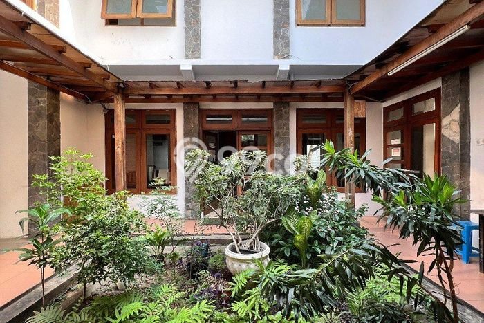 Kantor Dijual di Jakarta Selatan LT 3000m2 & LB 1800m2 Lokasi Terbaik! Kantor Dijual di Jakarta Selatan LT 3000m2 & LB 1800m2 Lokasi Terbaik!