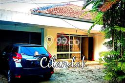 PROMO SPESIAL! Dijual Rumah Berkualitas area Cilandak, Jakarta Selatan, LT 658m² LB 250m² PROMO SPESIAL! Dijual Rumah Berkualitas area Cilandak, Jakarta Selatan, LT 658m² LB 250m²