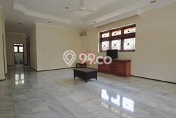Rumah di Cipete, Jakarta Selatan, Luas 7954m² Bangunan 6030m² Rumah di Cipete, Jakarta Selatan, Luas 7954m² Bangunan 6030m²