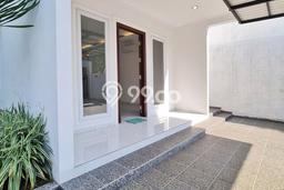 Dijual Rumah Mewah Elegan Dengan View Eksklusif di Lebak Bulus, Jakarta Selatan Dijual Rumah Mewah Elegan Dengan View Eksklusif di Lebak Bulus, Jakarta Selatan