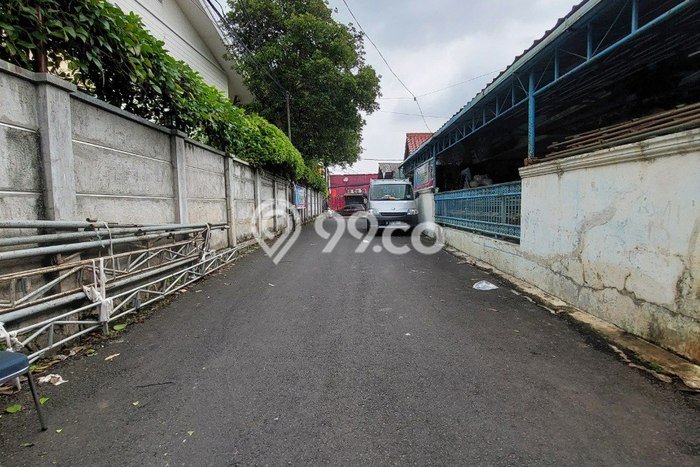 Unit Komersial Dijual di Jakarta Selatan LT 1764m2 & LB 888m2 Unit Komersial Dijual di Jakarta Selatan LT 1764m2 & LB 888m2