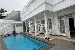 Jual Rumah Mewah Elegan Dengan View Cantik di Permata Hijau, Jakarta Selatan Jual Rumah Mewah Elegan Dengan View Cantik di Permata Hijau, Jakarta Selatan