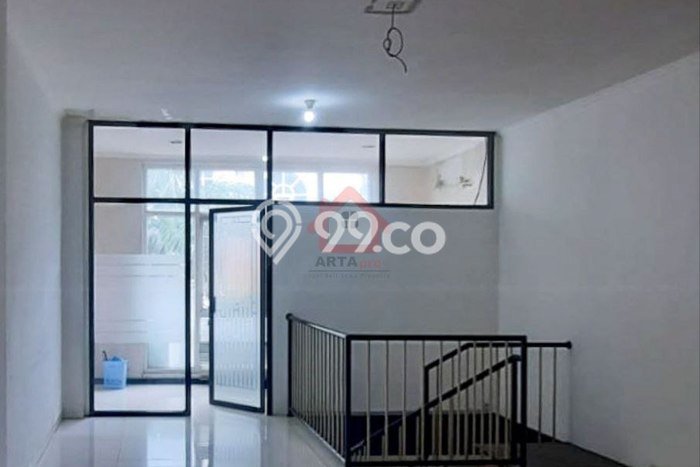 KEUNTUNGAN BERLIPAT! Ruko Kawasan Tebet, Luas 220m², Posisi Mainroad KEUNTUNGAN BERLIPAT! Ruko Kawasan Tebet, Luas 220m², Posisi Mainroad