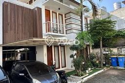 Rumah Mewah Siap Huni LT 146m2 di Jagakarsa, Jakarta Selatan Rumah Mewah Siap Huni LT 146m2 di Jagakarsa, Jakarta Selatan
