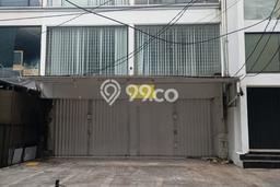 Ruko Disewa di Kebayoran Baru, Jakarta Selatan, LT 105m2 / LB 315m2 Ruko Disewa di Kebayoran Baru, Jakarta Selatan, LT 105m2 / LB 315m2