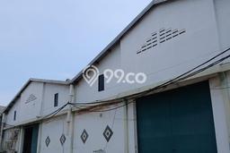 LOKASI STRATEGIS! Gudang Kawasan Kosambi, Luas 400m², Akses Strategis LOKASI STRATEGIS! Gudang Kawasan Kosambi, Luas 400m², Akses Strategis