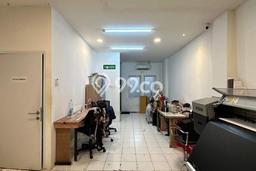 Ruko Dijual di Kebayoran Baru Jakarta Selatan dengan Luas Bangunan 300m2 Ruko Dijual di Kebayoran Baru Jakarta Selatan dengan Luas Bangunan 300m2