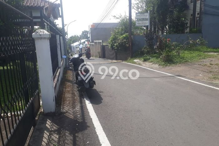Tanah Dijual Lokasi Cigadung, Bandung dengan Luas Tanah 393m2 dan Status SHM Tanah Dijual Lokasi Cigadung, Bandung dengan Luas Tanah 393m2 dan Status SHM