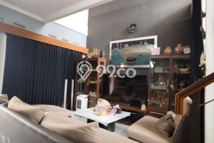 For Sale Rumah 4 Kamar Lokasi Ideal Nyaman dan Strategis di Batununggal For Sale Rumah 4 Kamar Lokasi Ideal Nyaman dan Strategis di Batununggal