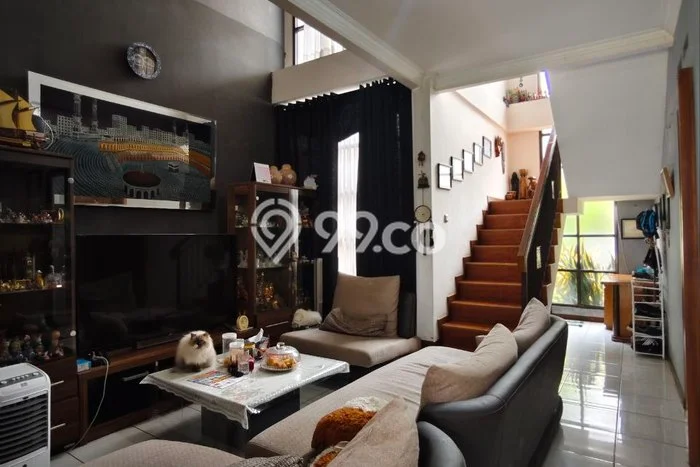 Jual Rumah Eksklusif 4 KT di Buah Batu, Bandung Jual Rumah Eksklusif 4 KT di Buah Batu, Bandung