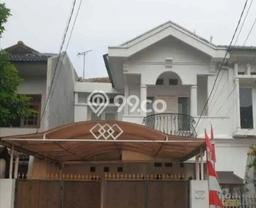 Rumah Elit Modern Tanpa Renovasi di Pejaten Jakarta Selatan Rumah Elit Modern Tanpa Renovasi di Pejaten Jakarta Selatan
