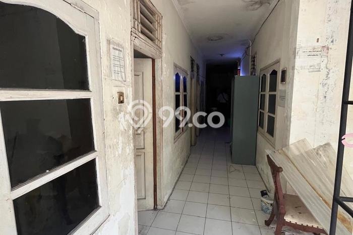 Dijual Kost Strategis di Kelapa Gading, Jakarta Utara 18 KT, 6 KM, Luas Bangunan 270m2 Dijual Kost Strategis di Kelapa Gading, Jakarta Utara 18 KT, 6 KM, Luas Bangunan 270m2