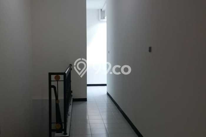 Hunian Cantik Modern Lb 150m2 di Cilincing, Jakarta Utara Hunian Cantik Modern Lb 150m2 di Cilincing, Jakarta Utara