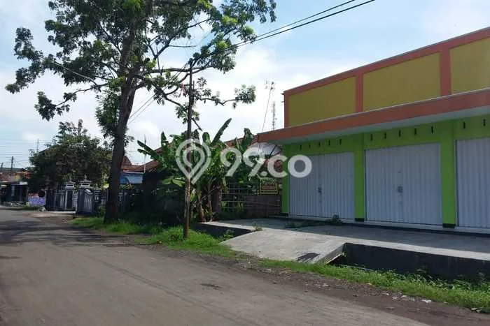 Ruko Premium di Cilacap, Luas 65m2m², Jalan Utama, Tingkat Keramaian Tinggi Ruko Premium di Cilacap, Luas 65m2m², Jalan Utama, Tingkat Keramaian Tinggi