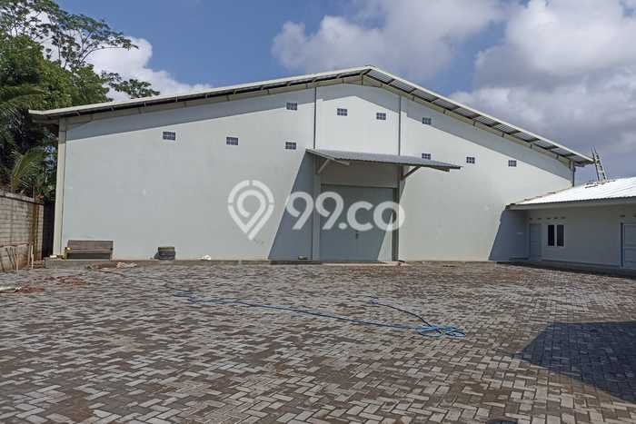 Gudang Area Bisnis di Purwokerto Selatan, Luas 1008m², Ready Bisnis Gudang Area Bisnis di Purwokerto Selatan, Luas 1008m², Ready Bisnis