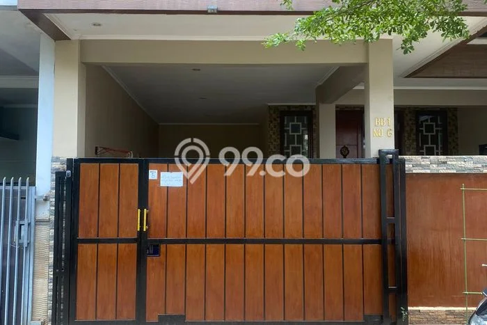 Jual Rumah Bagus Siap Huni LB 350m2 di Gunung Putri, Bogor Jual Rumah Bagus Siap Huni LB 350m2 di Gunung Putri, Bogor