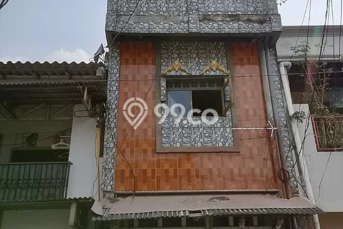 Unit Kost Dijual di Jakarta Pusat Spesifikasi 8 Kamar Tidur dan Area Ramai Unit Kost Dijual di Jakarta Pusat Spesifikasi 8 Kamar Tidur dan Area Ramai