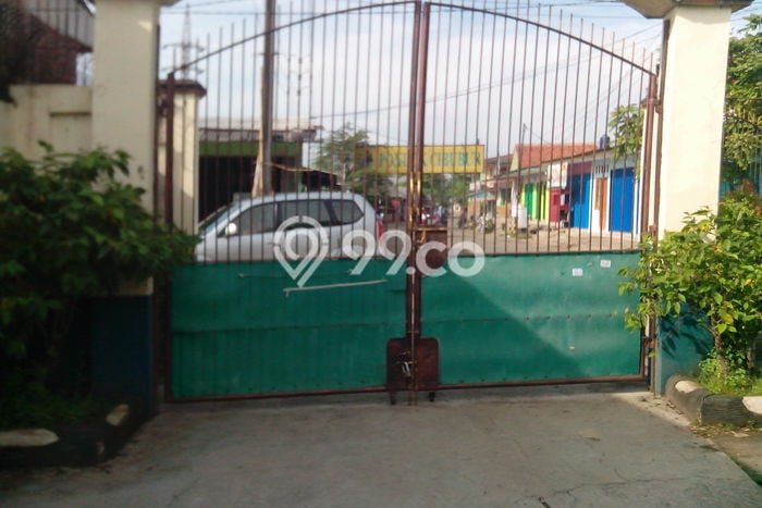 Rumah Mewah LB 400m2 Siap Pakai Desain Elegan di Cisalak, Depok Rumah Mewah LB 400m2 Siap Pakai Desain Elegan di Cisalak, Depok