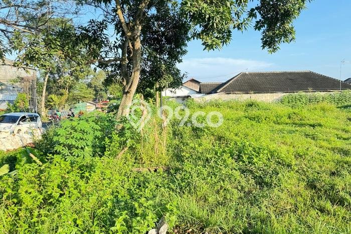 Tanah Disewakan Lokasi Semarang Seluas 3575m2 Strategis dan Aman Tanah Disewakan Lokasi Semarang Seluas 3575m2 Strategis dan Aman