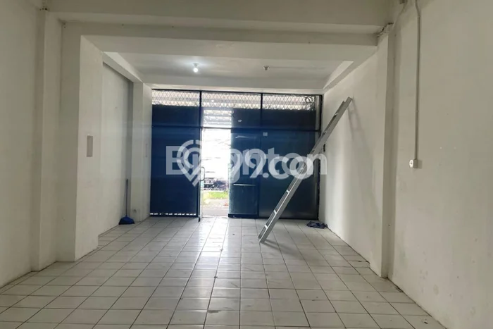 FOR RENT! Ruko di Pondok Pinang Cocok untuk Bisnis 413m2 FOR RENT! Ruko di Pondok Pinang Cocok untuk Bisnis 413m2