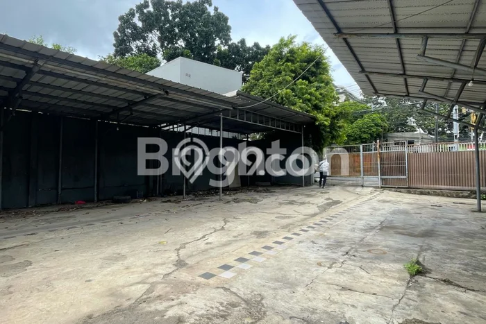 Unit Gudang disewakan di Mampang Prapatan Jakarta Selatan dengan LT 310m2 / LB 310m2 Unit Gudang disewakan di Mampang Prapatan Jakarta Selatan dengan LT 310m2 / LB 310m2
