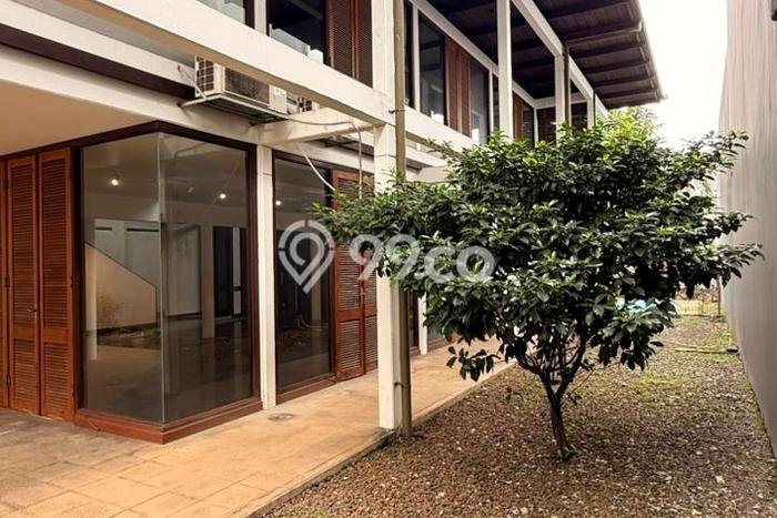 Rumah Bagus Disewakan di Permata Hijau, Jakarta Selatan LT 540m2, LB 400m2 Rumah Bagus Disewakan di Permata Hijau, Jakarta Selatan LT 540m2, LB 400m2