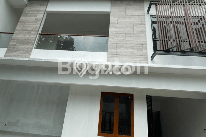 Sewa cepat rumah minimalis lokasi strategis 4 Kamar di Cipete, Jakarta Selatan Sewa cepat rumah minimalis lokasi strategis 4 Kamar di Cipete, Jakarta Selatan