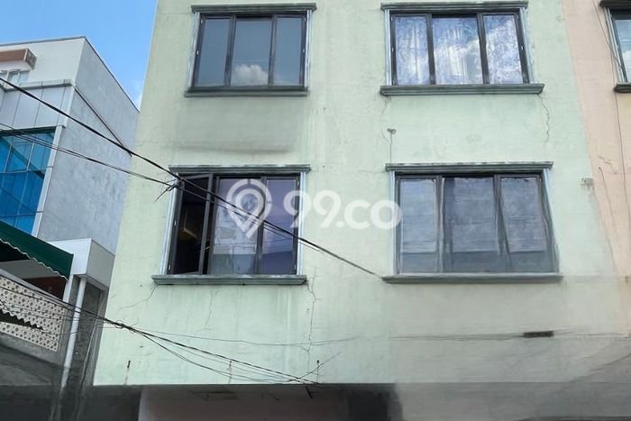 Ruko Dijual di Prime Area Jakarta Selatan Luas 500m2 Ruko Dijual di Prime Area Jakarta Selatan Luas 500m2
