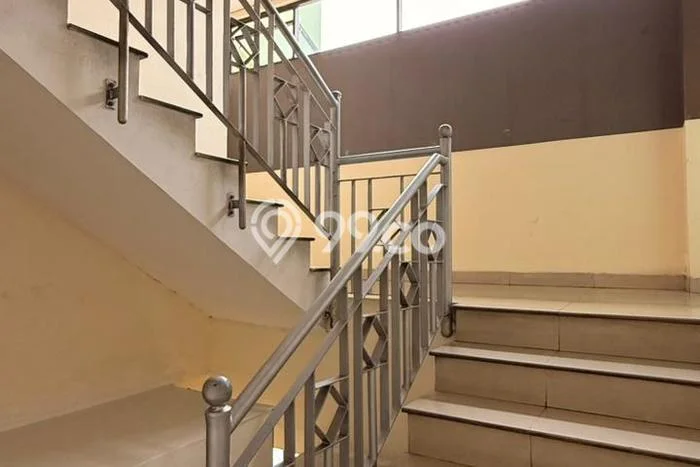 Kantor untuk Disewa di Pusat Jakarta Selatan Luas Bangunan 82m2 Kantor untuk Disewa di Pusat Jakarta Selatan Luas Bangunan 82m2
